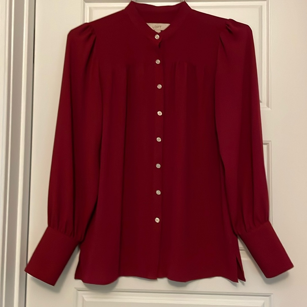 Loft blouse plum size US XXS